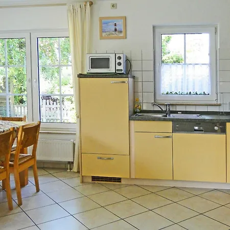 Haus 11, Weidenweg 12 *